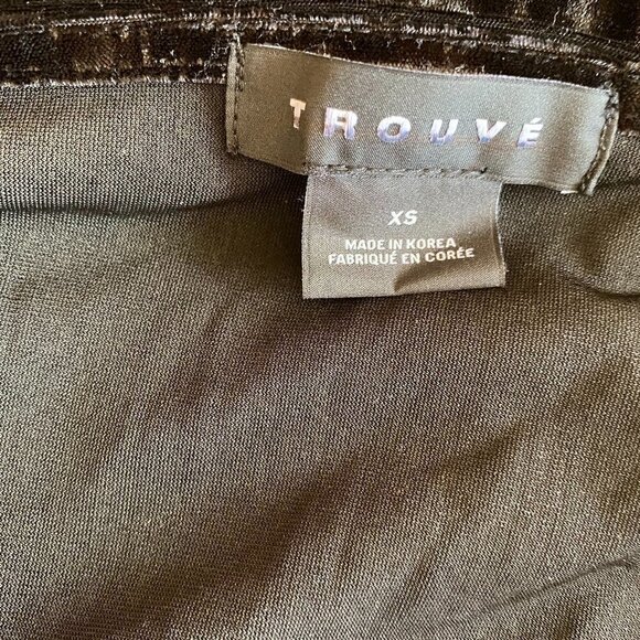 TROUVE BNWOT Black Crushed Velvet Top Sz Medium New Sweetheart Faux Wrap - Picture 7 of 8
